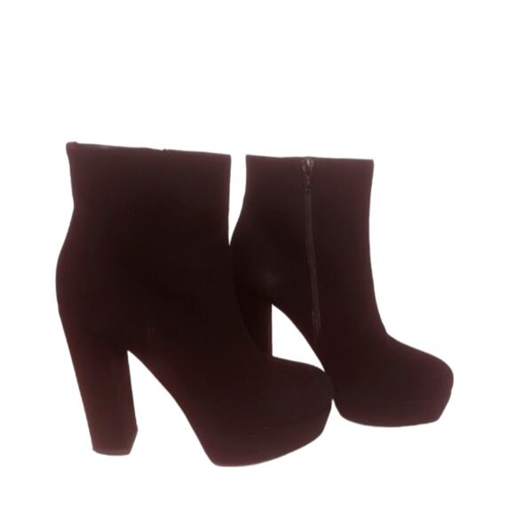 Steven by Steve Madden black suede platform Boots. Made in Italy.  Size 9 - Picture 1 of 8